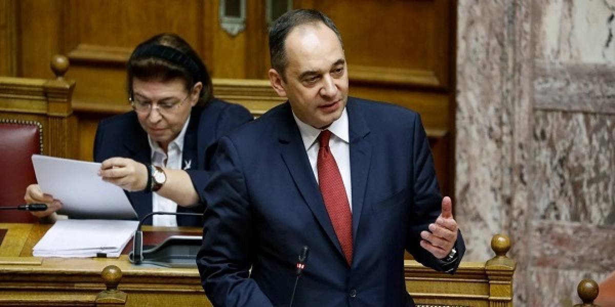 Πλακιωτάκης: Διασφαλίζουμε την ακτοπλοϊκή σύνδεση των νησιών μας με πράξεις