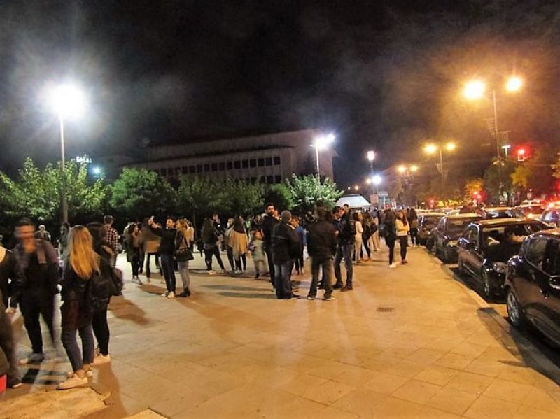 «Χορός» από ρίχτερ στα Ιωάννινα-Στους δρόμους οι κάτοικοι