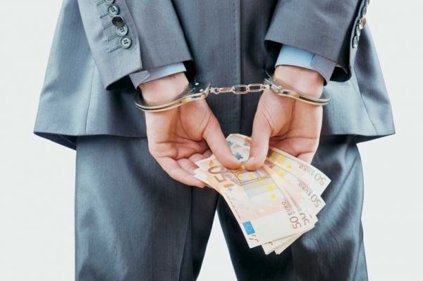 Αποκαλύφθηκε απάτη-"πυραμίδα" εις βάρος επιχειρηματιών