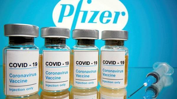 Εμβόλια: ΕΕ-Pfizer συμφώνησαν για την αγορά επιπλέον 300 εκατ. δόσεων
