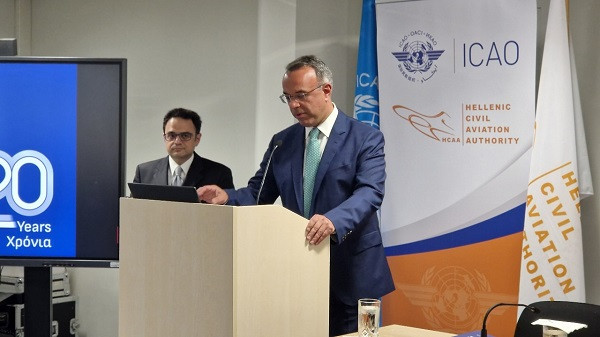 Σταϊκούρας: Στόχος η μετάβαση σε ένα «πράσινο» μοντέλο αεροπορικών μεταφορών