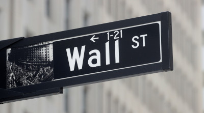 Κέρδη στη Wall Street- «Καύσιμο» οι λιανικές πωλήσεις του Ιουνίου