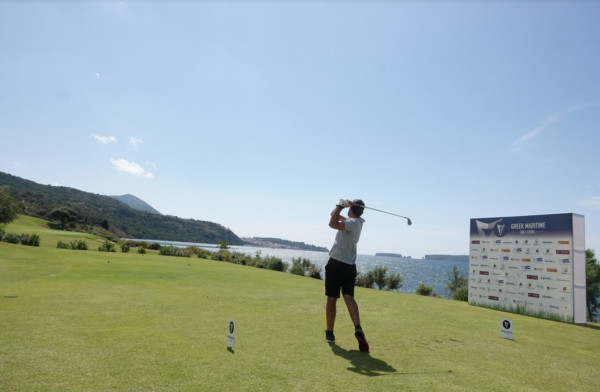 Το Greek Maritime Golf Event στηρίζει τον σύλλογο «Η Φλόγα»