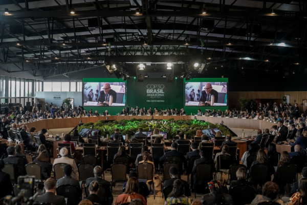 COP30: Προσωρινή συμφωνία μετά από έντονες διαπραγματεύσεις για τα ορυκτά καύσιμα