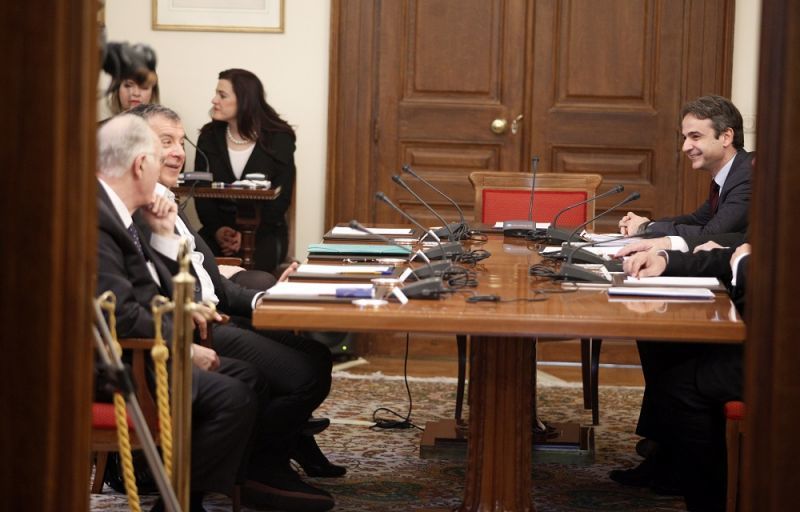 Ζυμώσεις αρχηγών για τη διαμόρφωση εθνικής συνισταμένης