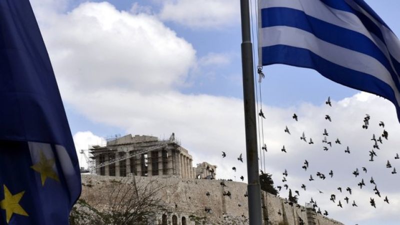 ΔΝΤ: Τυχόν "πτώση" της Ελλάδας, θα ρίξει και τα Βαλκάνια