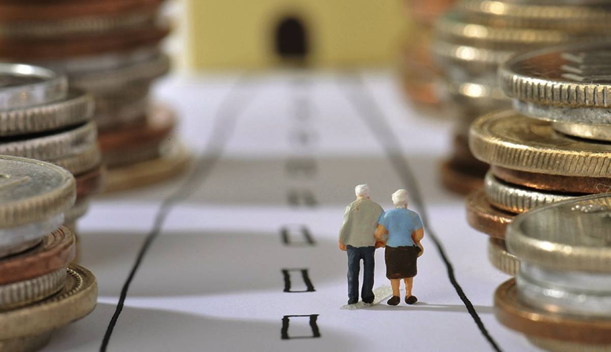 Αναδρομικά: Ημέρα πληρωμών για 25.000 κληρονόμους θανόντων συνταξιούχων (video)