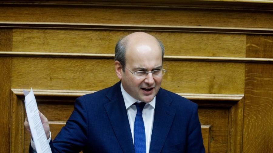 Χατζηδάκης: Λύνουμε με τροπολογία το πρόβλημα της λίμνης Κορώνειας