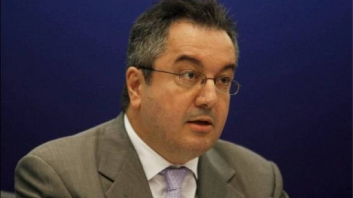 Μόσιαλος: Μόνο το 39% ηλικίας 18-24 έχουν κάνει το εμβόλιο