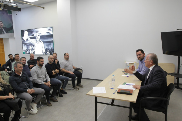 ΠΑΣΟΚ: Διασφάλιση των θέσεων εργασίας και συνέχιση λειτουργίας της ΛΑΡΚΟ
