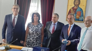 ΕΒΕΠ: Στο «επίκεντρο» οι υποδομές που θα τονώσουν την επιχειρηματικότητα – Ο Σταϊκούρας στο Δ.Σ. του Επιμελητηρίου