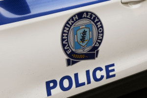 Σε διαθεσιμότητα 9 αστυνομικοί: Συμμετείχαν σε κύκλωμα διευκόλυνσης εισόδου-εξόδου αλλοδαπών