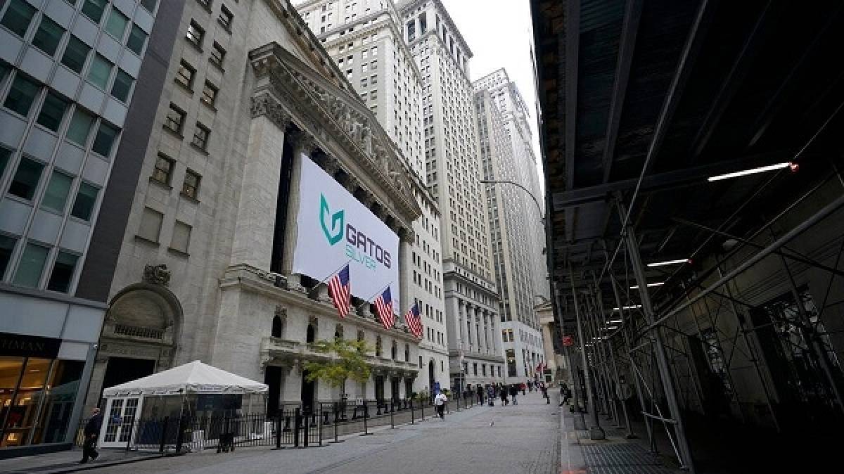 Wall Street: Η ανάκαμψη του ΑΕΠ υπερκέρασε τις κορονο-ανησυχίες