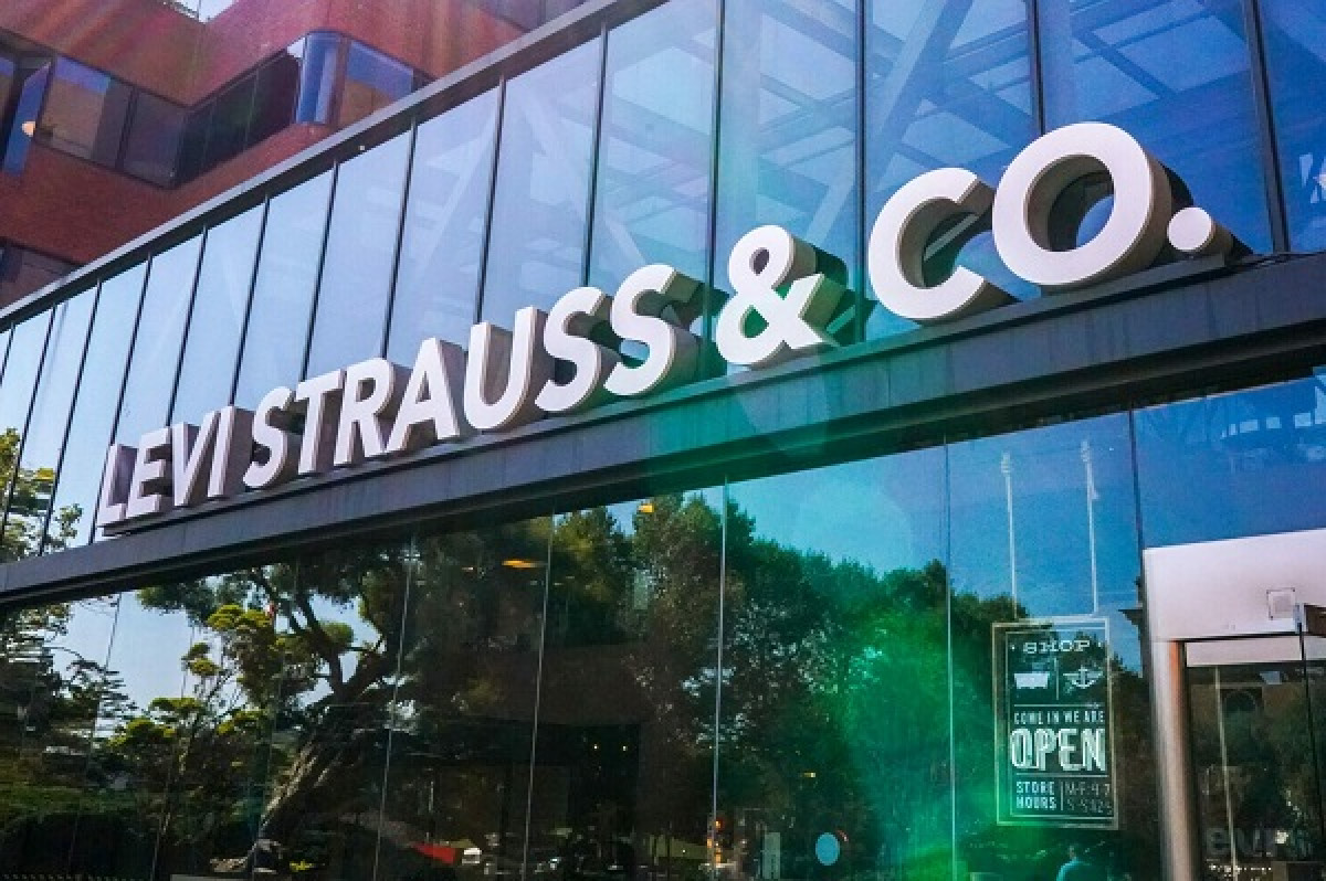 Η Levi's® ανοίγει δύο νέα καταστήματα στην Ελλάδα