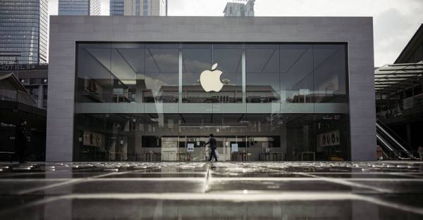 Apple: Προσυνεδριακή πτώση περίπου 3% ελέω Κίνας