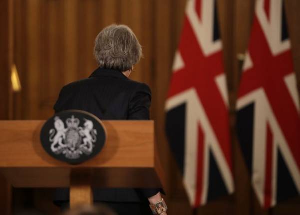 Η μάχη της Μέι για το Brexit μόλις ξεκίνησε