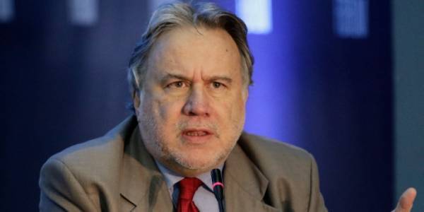 Κατρούγκαλος: Δεν υπήρξαν ποτέ συντάξεις των 20.000 ευρώ