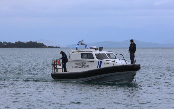Ναυάγιο με μετανάστες στη Μύκονο- Τουλάχιστον τρεις νεκροί