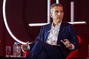 «Συμμαχία» fintechs-τραπεζών με στόχο τις καλύτερες υπηρεσίες για τον πελάτη