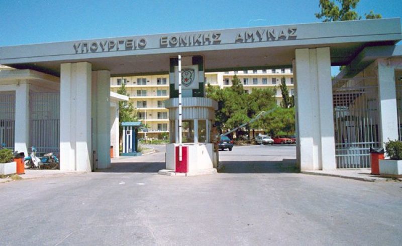 «Σαφάρι» για ισοδύναμα και περικοπές €400 εκατ. από το ΥΕΘΑ