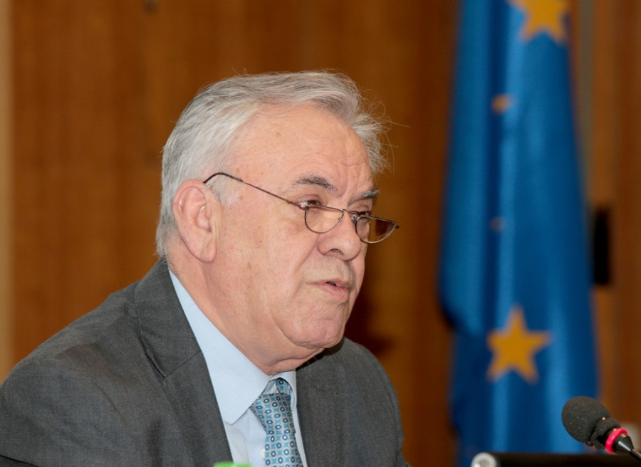Αντεπίθεση Δραγασάκη στον Στουρνάρα για το «παράλληλο νόμισμα»