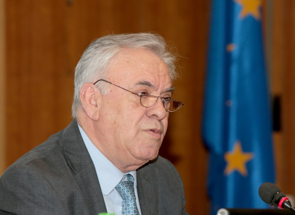 Αντεπίθεση Δραγασάκη στον Στουρνάρα για το «παράλληλο νόμισμα»