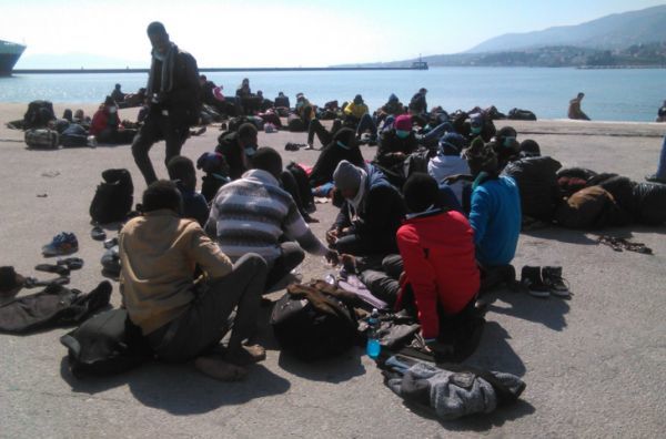 Με συνεργασία Ελλάδας-Τουρκίας επαναπροωθήθηκαν 147 μετανάστες