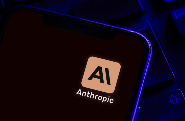 ΗΠΑ: Sony και Warner Music κατέθεσαν αγωγή σε βάρος της Anthropic για κατάχρηση τραγουδιών