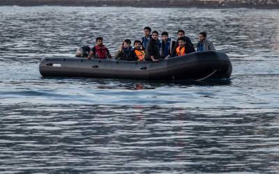 61 πρόσφυγες-μετανάστες έφτασαν στα νησιά του βόρειου Αιγαίου την Πέμπτη