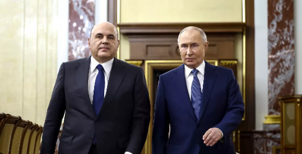 Ρωσία: Ο Πούτιν διατήρησε τον Μισούστιν στη θέση του πρωθυπουργού