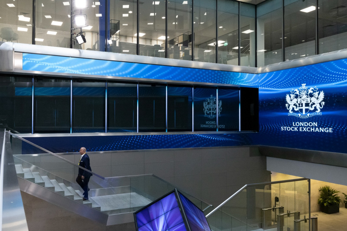 LSE: Ανοδικό (στα 48,99 ευρώ) το άνοιγμα για τη μετοχή της Metlen