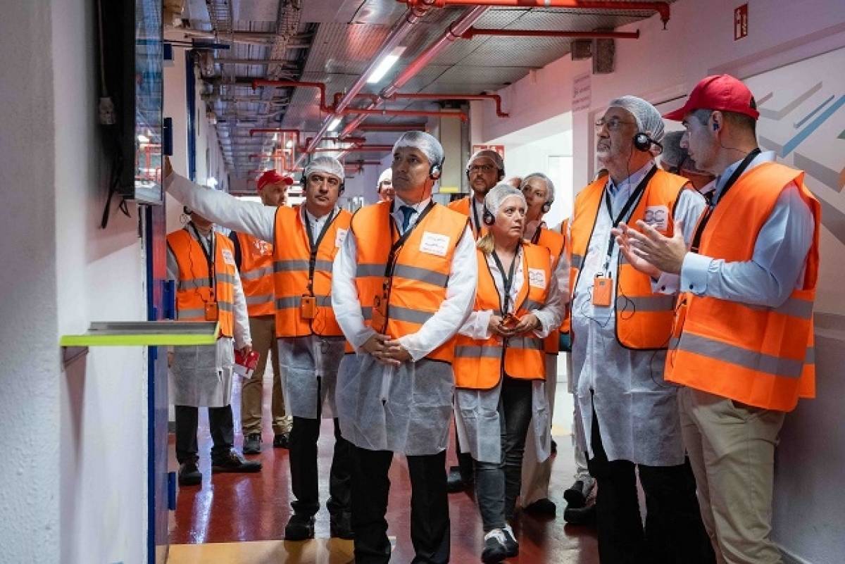 Σχηματάρι Mega-Plant:Επένδυση και εξαγωγές από το μεγαλύτερο ελληνικό εργοστάσιο αναψυκτικών