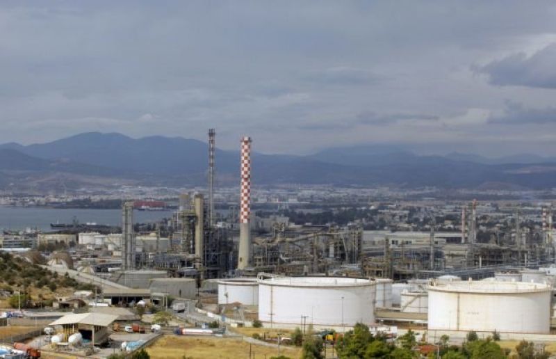Motor Oil: Ανεβάζει τον πήχη η UBS