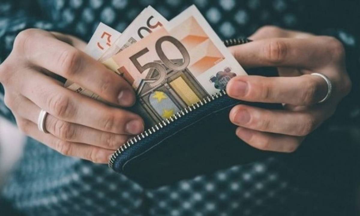 Η ρύθμιση για την καταβολή έκτακτου βοηθήματος 250 ευρώ