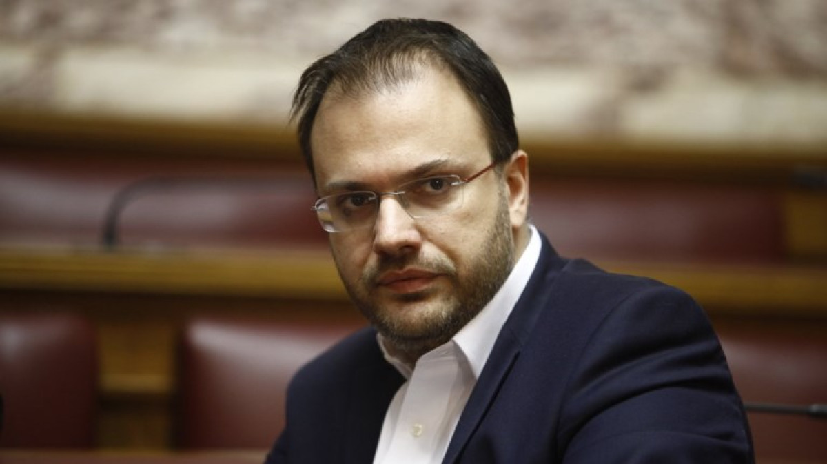 ΣΥΡΙΖΑ: Γι’ αυτό λύθηκε η συνεργασία με τον Θανάση Θεοχαρόπουλο