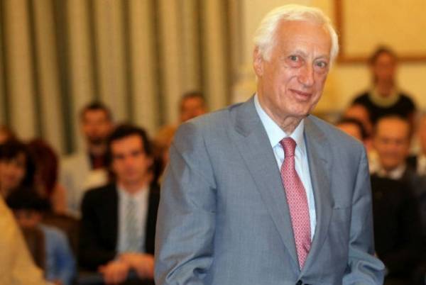 Ο Σταθόπουλος πιστεύει πως ο Σημίτης είναι υπέρ των Πρεσπών