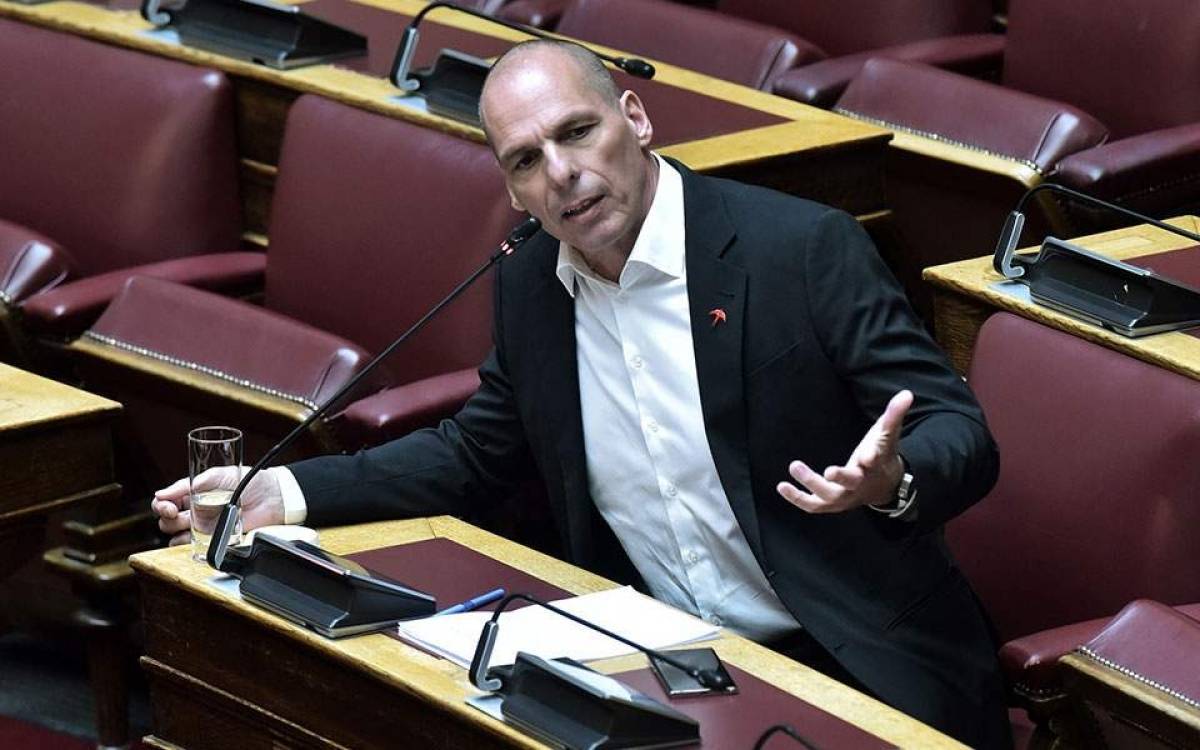 Βαρουφάκης για Αίγινα: Μου επιτίθενται επειδή μίλησα για...εκείνο το Eurogroup