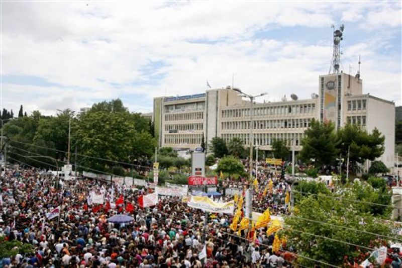 Έρευνα: Το 65% των πολιτών κατά του λουκέτου στην ΕΡΤ