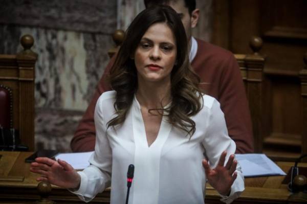 Αχτσιόγλου: Να ενισχυθούν οι παρεμβάσεις ΣΥΡΙΖΑ στην αγορά εργασίας