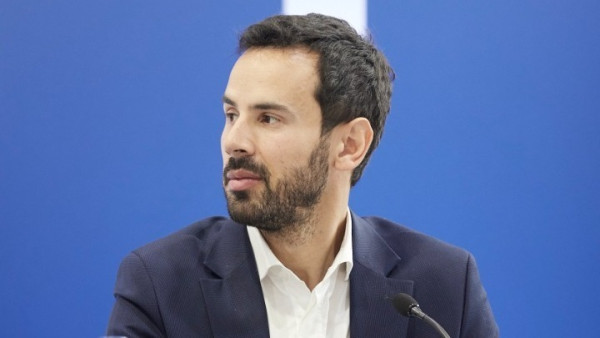 Ρωμανός: Η ακρίβεια αποτελεί πανευρωπαϊκό και εισαγόμενο πρόβλημα