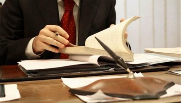 Πώς θα λειτουργήσει ο εξωδικαστικός συμβιβασμός ιδιωτικών χρεών