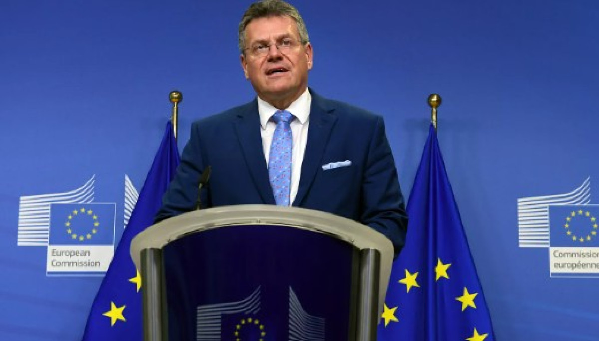 Αισιόδοξος ο Σέφκοβιτς για εμπορική συμφωνία με τις ΗΠΑ: Δασμός 30% θα εξαφάνιζε το εμπόριο