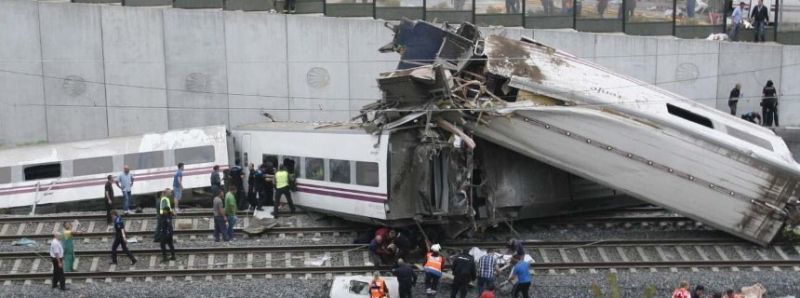Πολύνεκρος εκτροχιασμός τραίνου στην Ισπανία (upd)