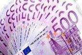 Στα 368,1 δισ. οι συνολικές καταθέσεις στις ελληνικές τράπεζες - 10,6 δισ. ευρώ έφυγαν από επιχειρήσεις και νοικοκυριά