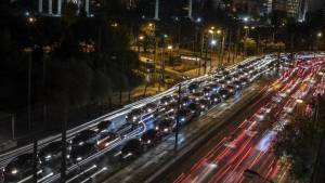 Μέχρι Φεβρουάριο τα τέλη κυκλοφορίας- Επεκτείνονται τα μέτρα οικονομικής ενίσχυσης