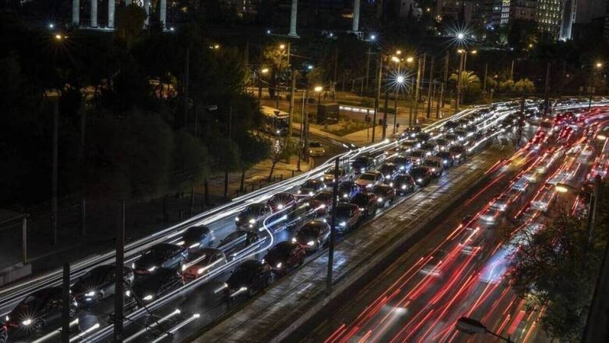 Μέχρι Φεβρουάριο τα τέλη κυκλοφορίας- Επεκτείνονται τα μέτρα οικονομικής ενίσχυσης