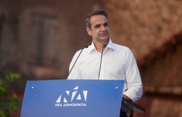 Θερμή υποδοχή για τον Κυριάκο Μητσοτάκη στο Μέτσοβο