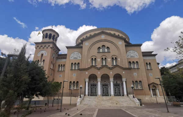 Άγ. Παντελεήμονας: Συνελήφθη Σύριος-Μπήκε σε εκκλησία κρατώντας μαχαίρι-Φώναζε «Αλλάχου Άκμπαρ»