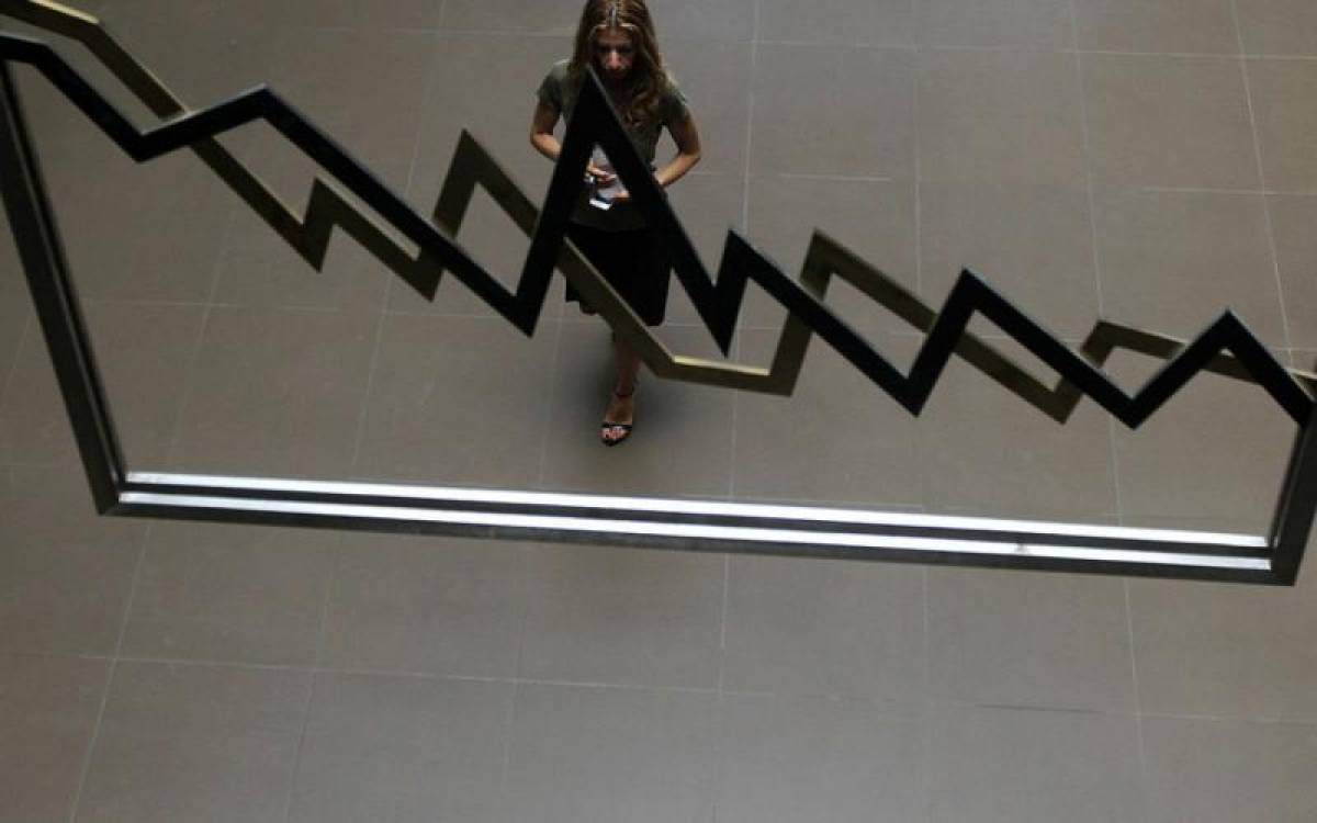 Επιτροπή Κεφαλαιαγοράς: 52.000 ευρώ ο πρώτος…μποναμάς της χρονιάς σε εισηγμένες
