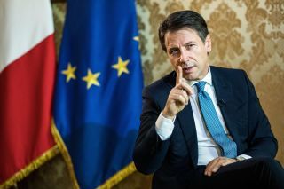 Ιταλία: Παραιτήθηκε ο Κόντε- Τα σενάρια για την επόμενη μέρα